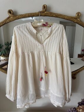 Péro Handmade - 100% Cotton– Cream Top With Colorful Details